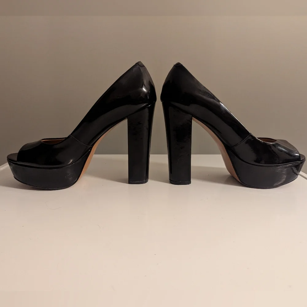 Genuine leather Patent High heel peep toe / vinyl finish shoes size 37 (US 8) - Picture 7 of 17
